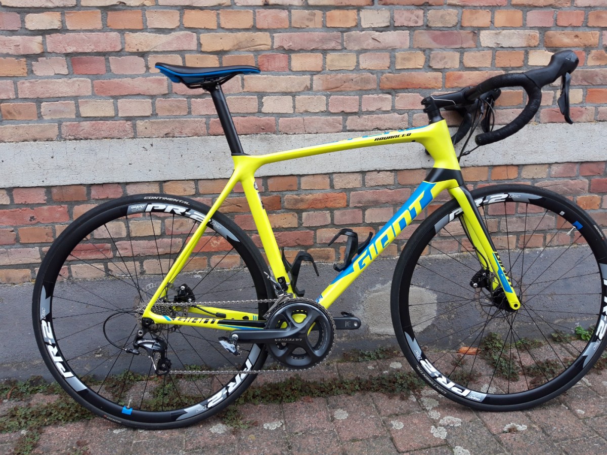 Giant TCR Advanced, Geel/blauw • Helmut Fietstechniek